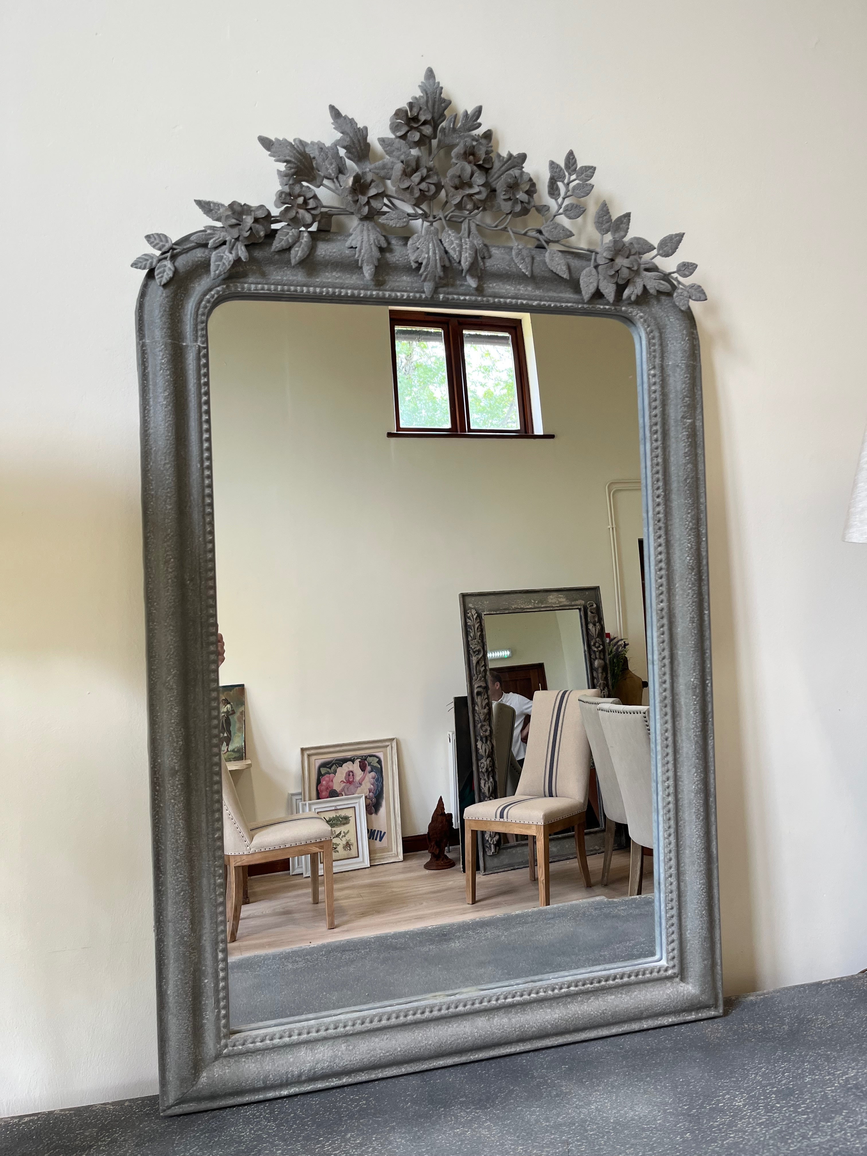 Large Ornate Wall Mirror with Decorative Floral Crown