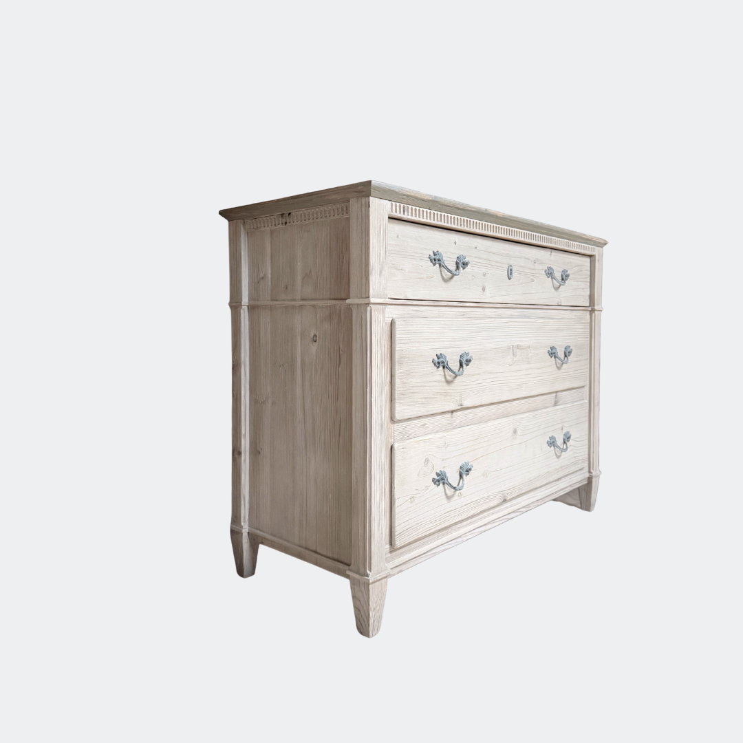 Classic Reclaimed Pine Chest of Drawers