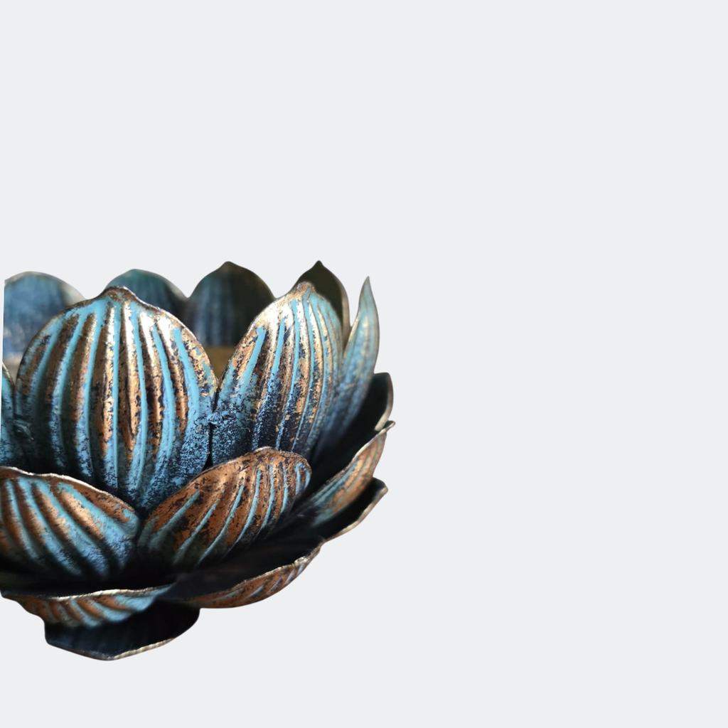 Vintage - Style Small Artichoke Candle Holder