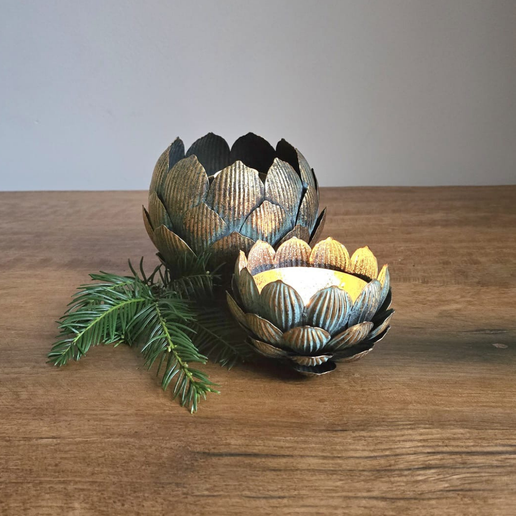 Vintage - Style Small Artichoke Candle Holder