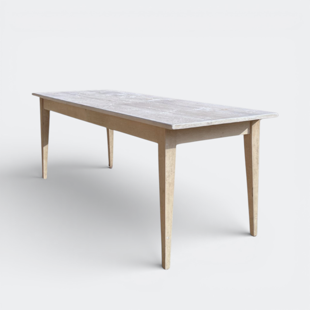 The Ockley Farmhouse Kitchen Dining Table