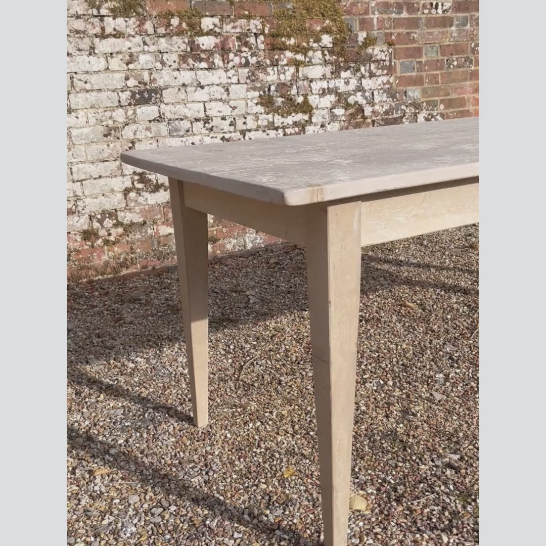 Rustic Country Farmhouse Kitchen Dining Table - Country Living
