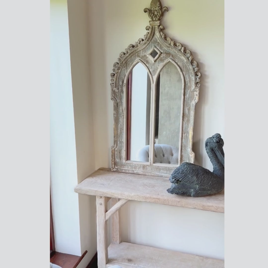 Majestic Pelican Statue