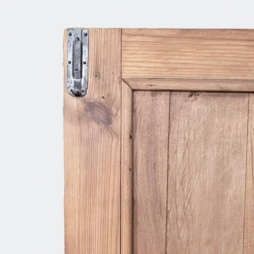 White Vintage Reclaimed Pine Cabinet