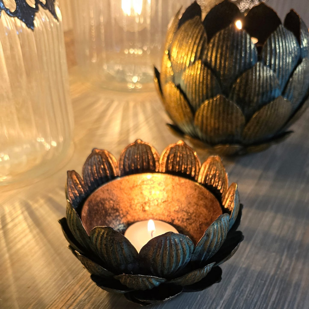 Vintage - Style Small Artichoke Candle Holder